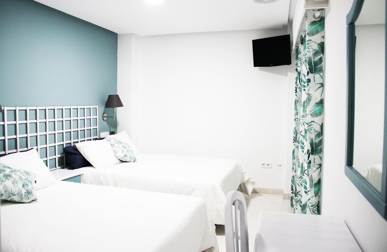Hugo Beach Hotel & Apartments Гандия Екстериор снимка