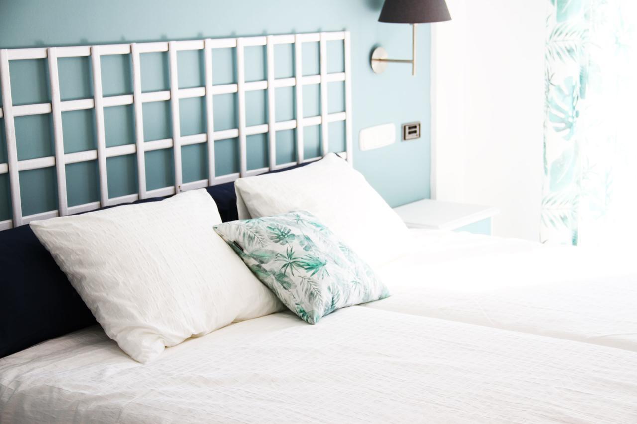 Hugo Beach Hotel & Apartments Гандия Екстериор снимка